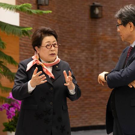 한국대학신문 인터뷰 이미지